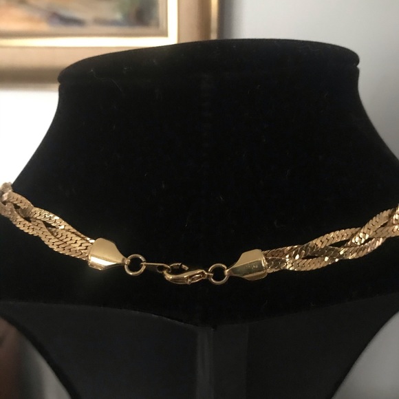 Sparkling Plaited Flat Gold Chains Necklace - Picture 5 of 10